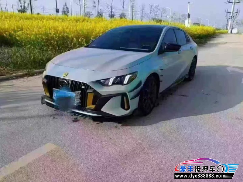 抵押车出售22年传祺影豹轿车