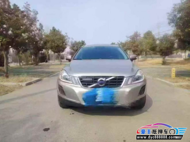 抵押车出售13年沃尔沃XC60轿车