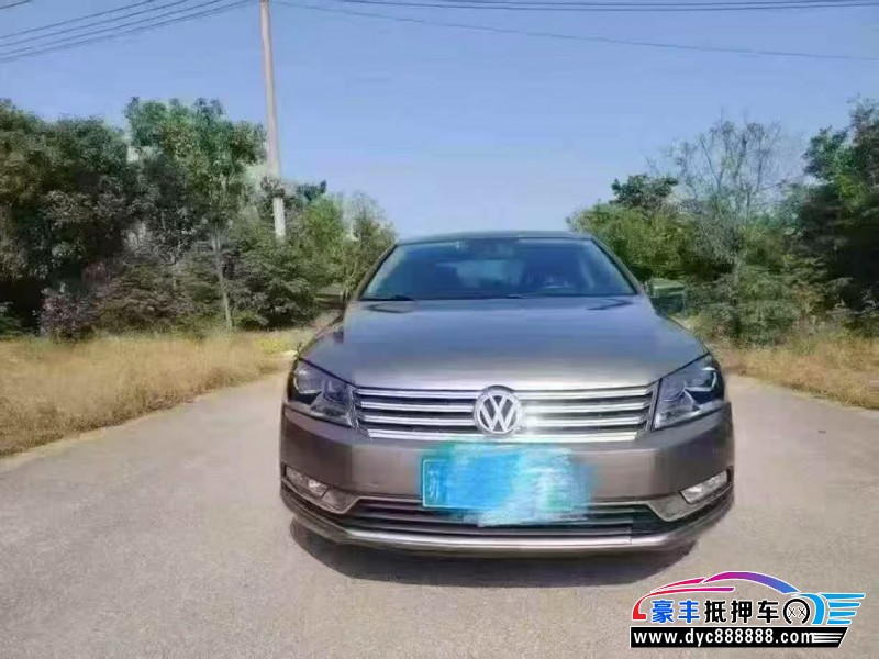 抵押车出售15年大众迈腾轿车