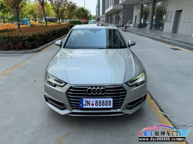 抵押车出售19年奥迪A4L轿车