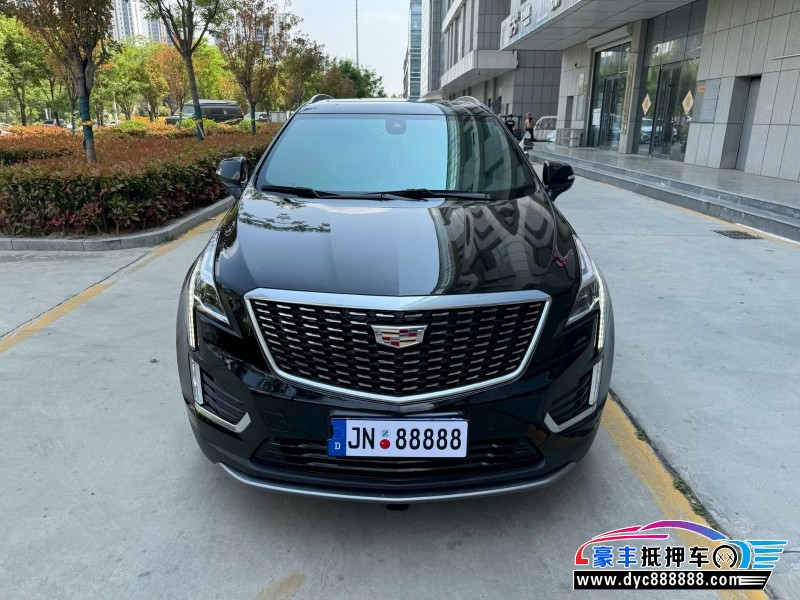 抵押车出售23年凯迪拉克XT5轿车