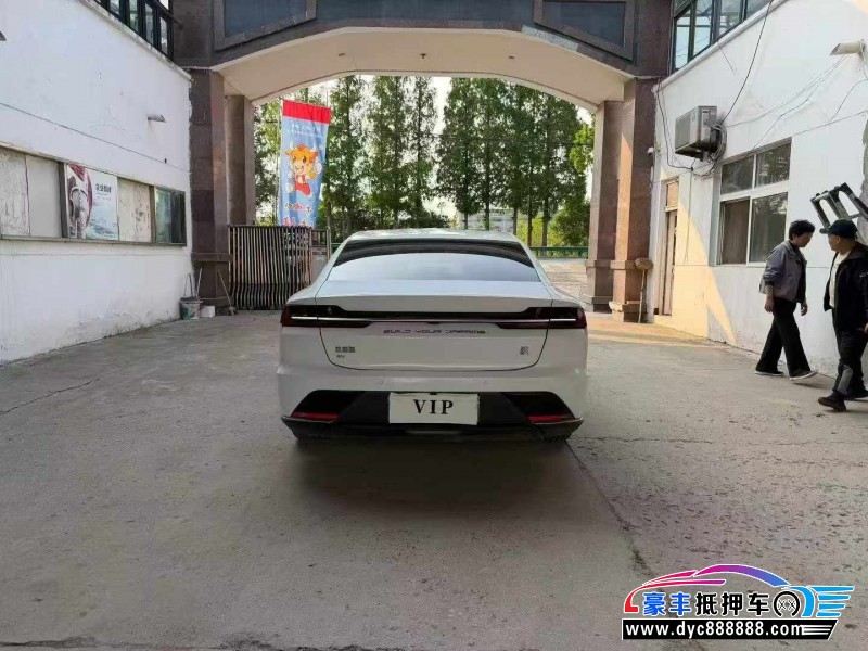 21年比亚迪汉轿车抵押车出售
