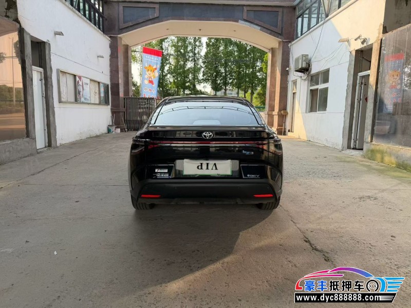 24年丰田BZ3轿车抵押车出售
