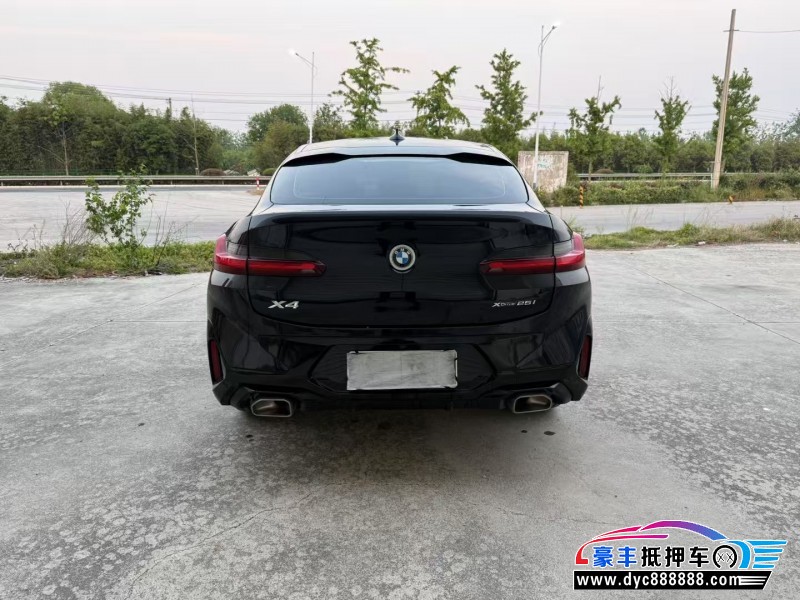 23年宝马X4轿车抵押车出售