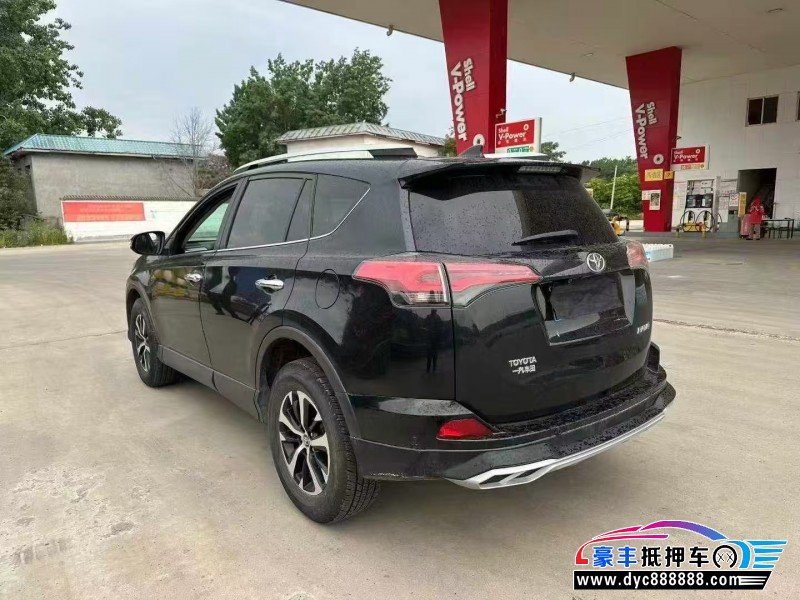 19年丰田RAV4轿车抵押车出售