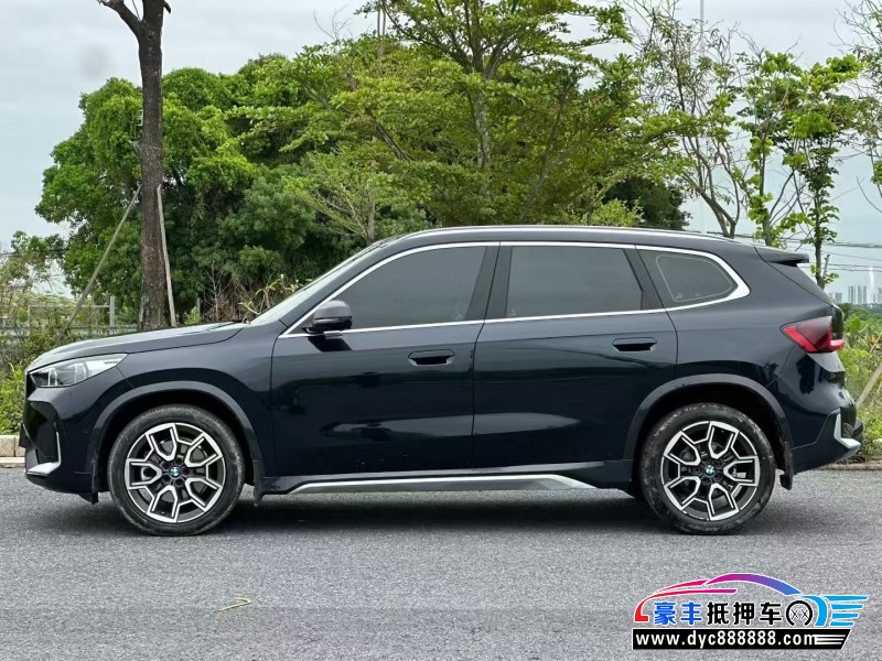 25年宝马X1轿车抵押车出售