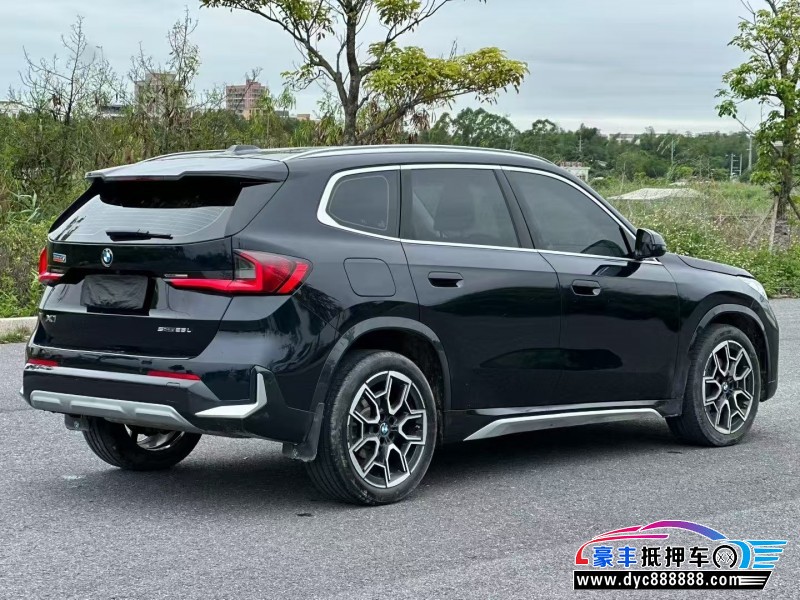 25年宝马X1轿车抵押车出售