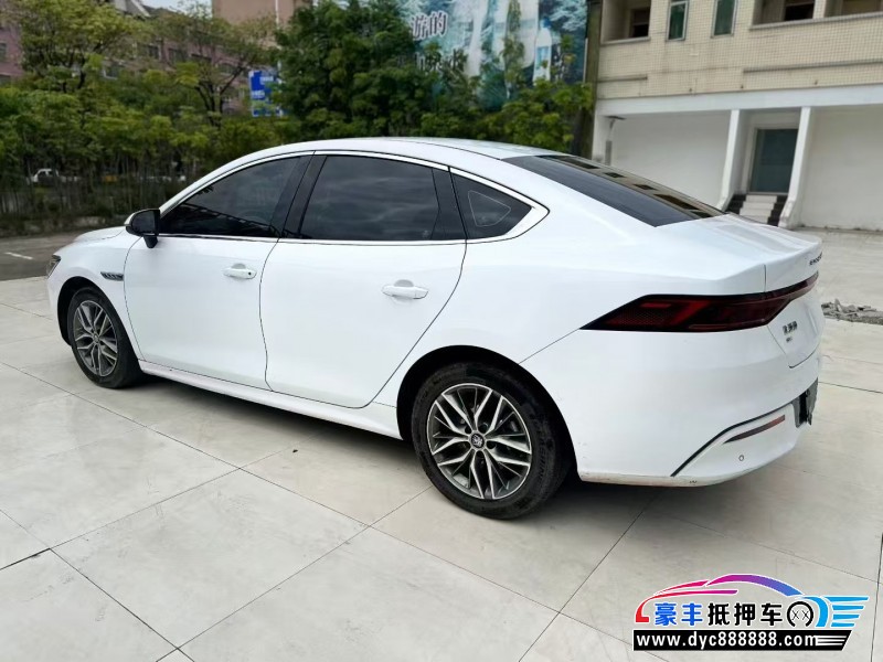 23年比亚迪秦轿车抵押车出售