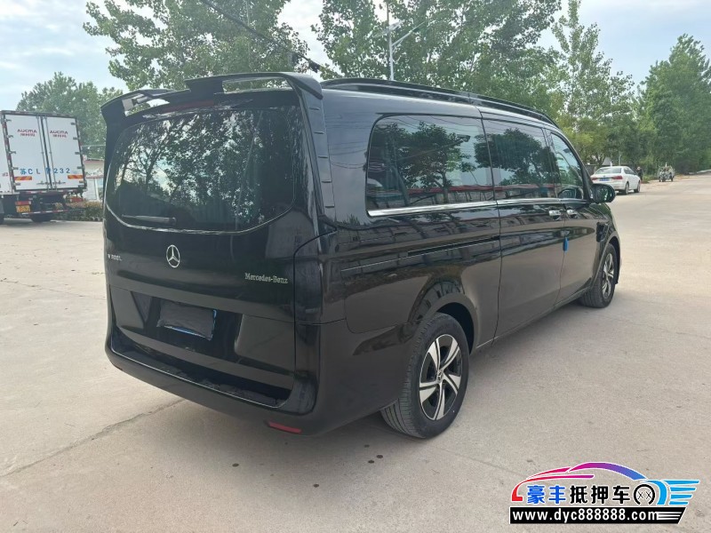 25年奔驰威霆轿车抵押车出售