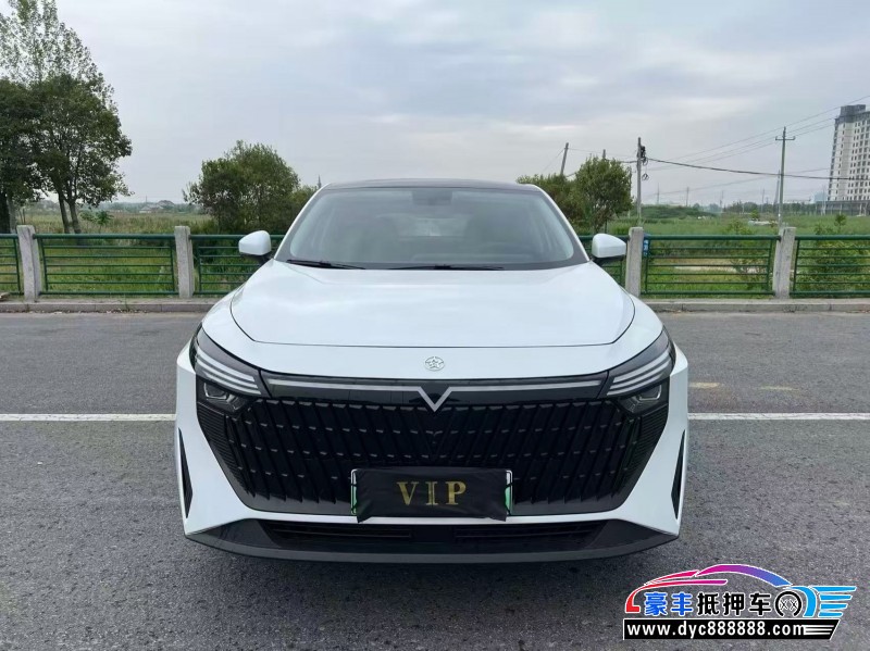 抵押车出售24年启辰大V轿车