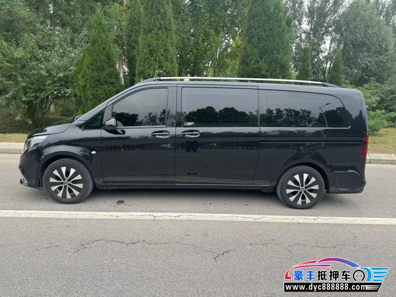 18年奔驰威霆MPV抵押车出售