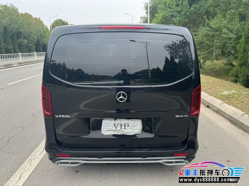 18年奔驰威霆MPV抵押车出售