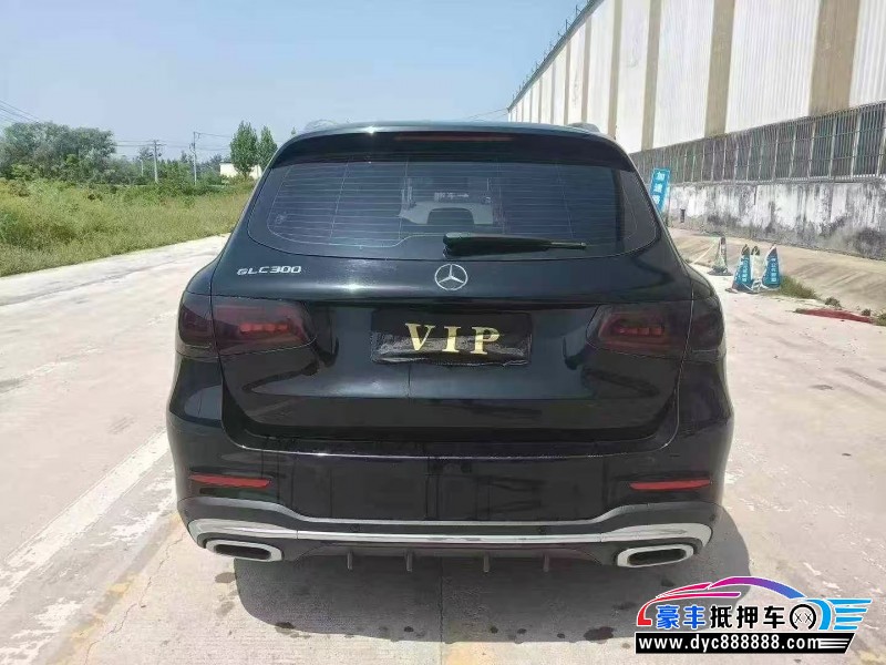 21年奔驰GLC轿车抵押车出售