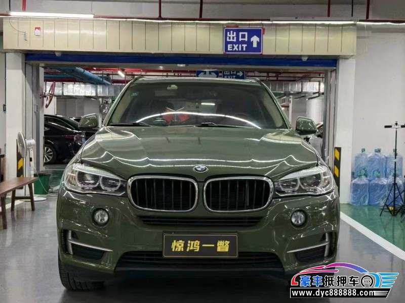 抵押车出售16年宝马X5轿车