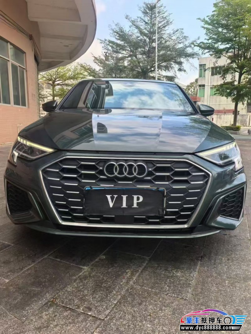 抵押车出售23年奥迪A3轿车