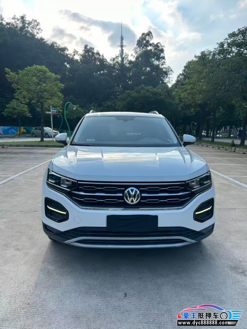 抵押车出售19年大众探岳轿车