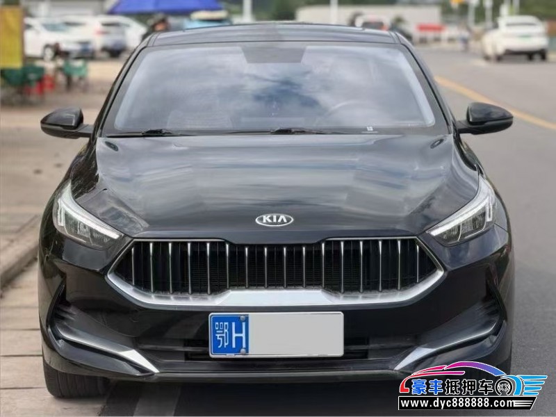 抵押车出售21年起亚K3轿车