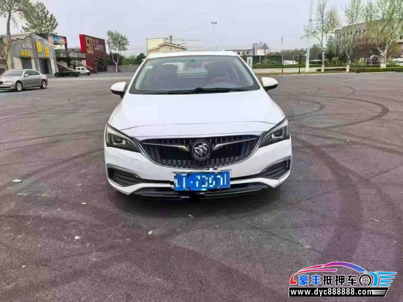抵押车出售18年别克威朗轿车