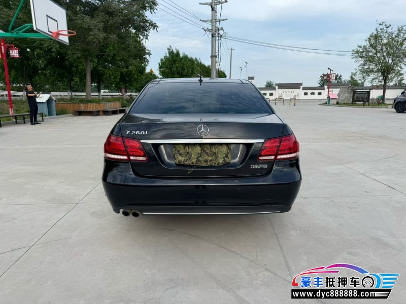 14年奔驰E轿车抵押车出售