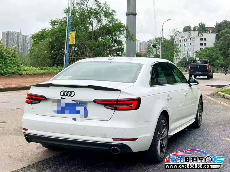18年奥迪A4L轿车抵押车出售