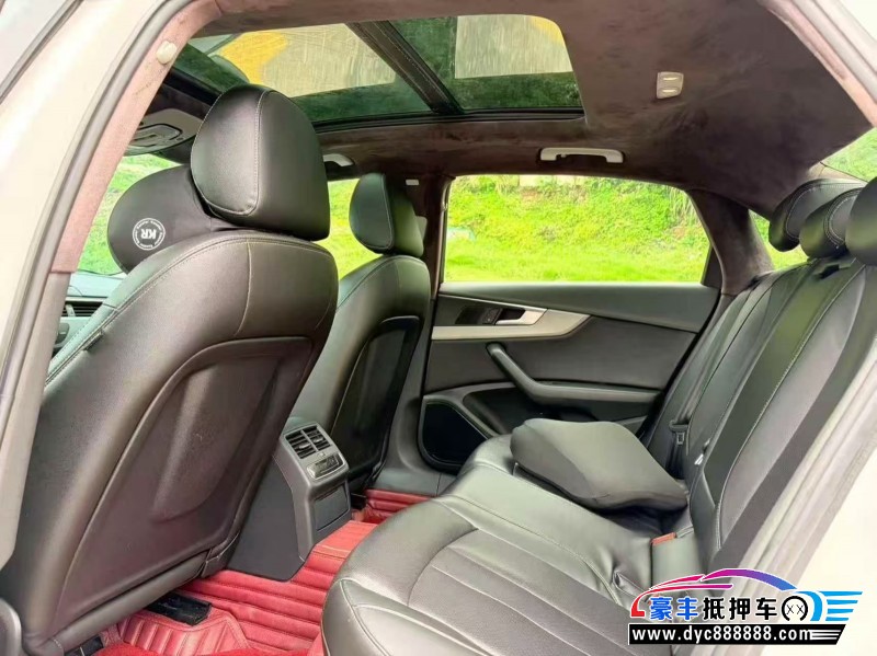 18年奥迪A4L轿车抵押车出售