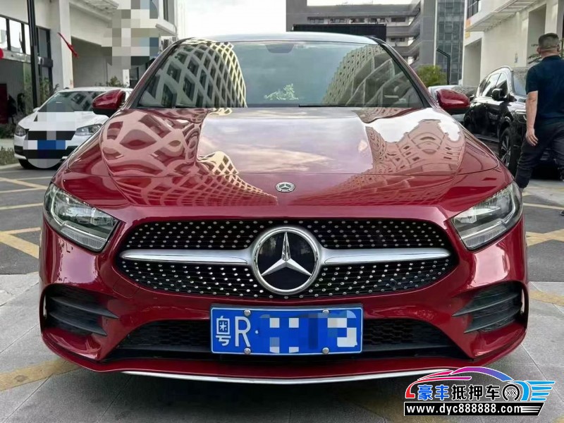 抵押车出售20年奔驰A轿车