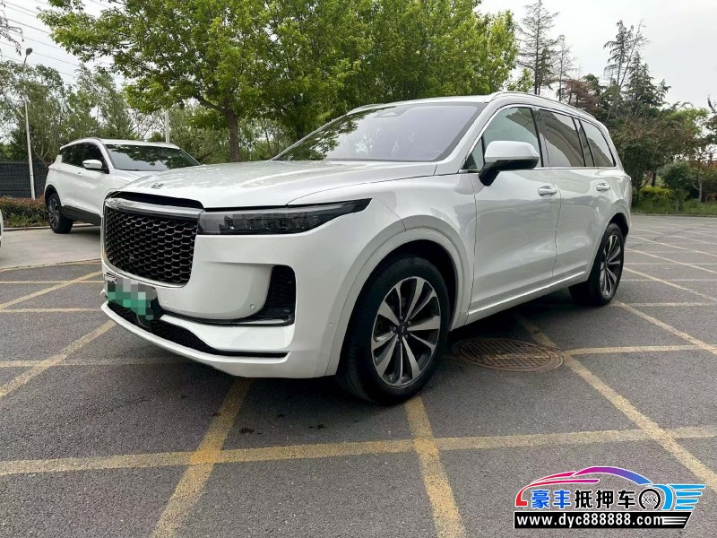 抵押车出售22年理想ONE轿车