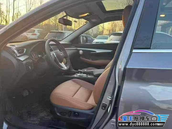 25年英菲尼迪QX50轿车抵押车出售