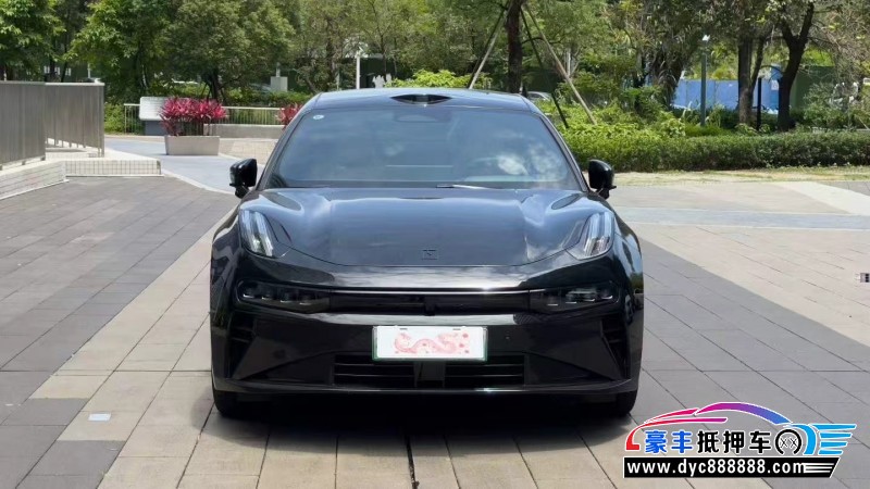 抵押车出售26年极氪001轿车