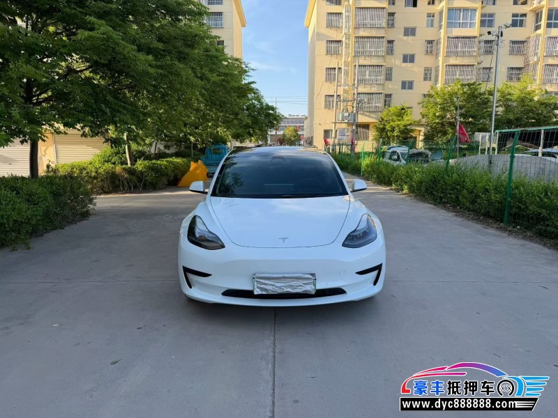 抵押车出售22年特斯拉MODEL 3轿车