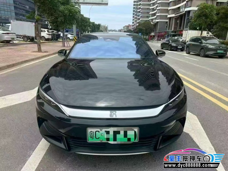 抵押车出售24年比亚迪汉轿车