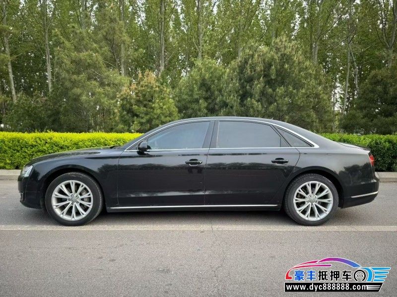 14年奥迪A8L轿车抵押车出售