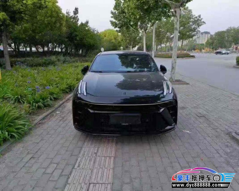 抵押车出售23年领克03轿车