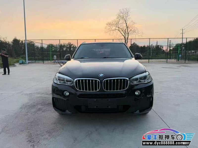 抵押车出售16年宝马X5轿车