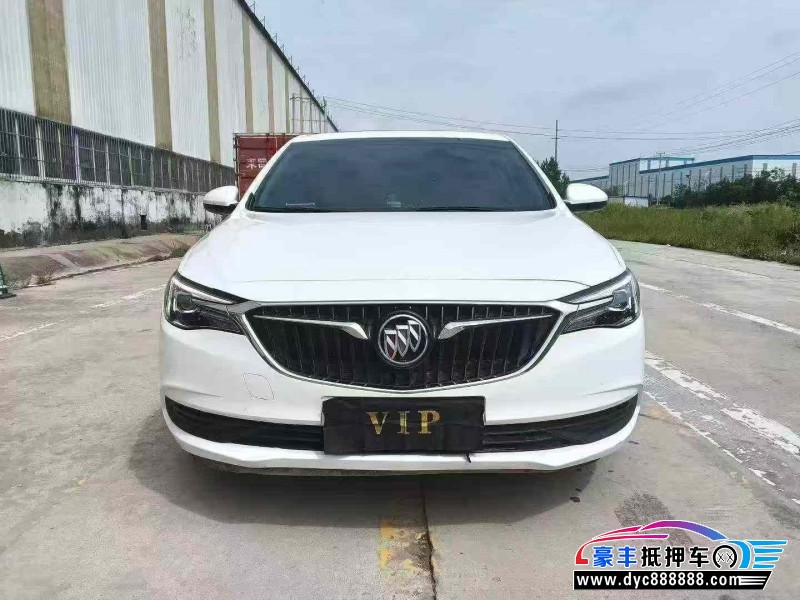 抵押车出售21年别克英朗轿车