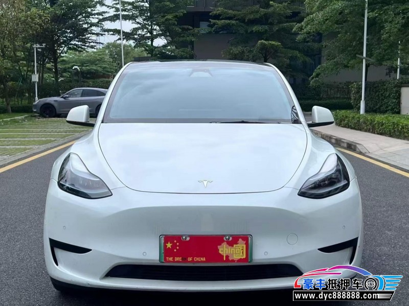 抵押车出售23年特斯拉Model Y轿车