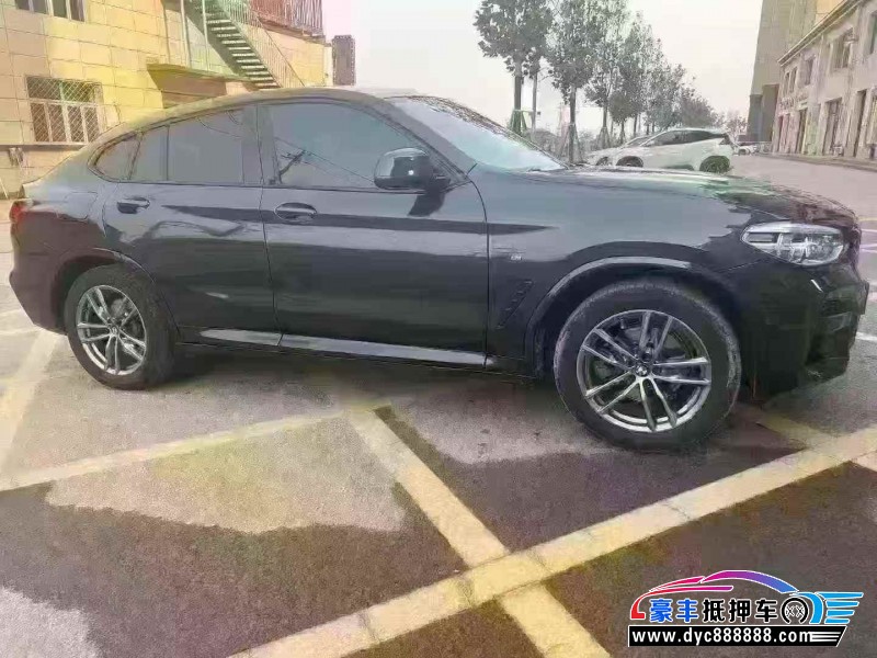 21年宝马X4轿车抵押车出售