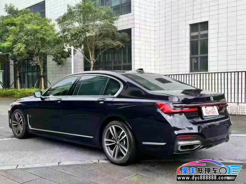 20年宝马7系轿车抵押车出售