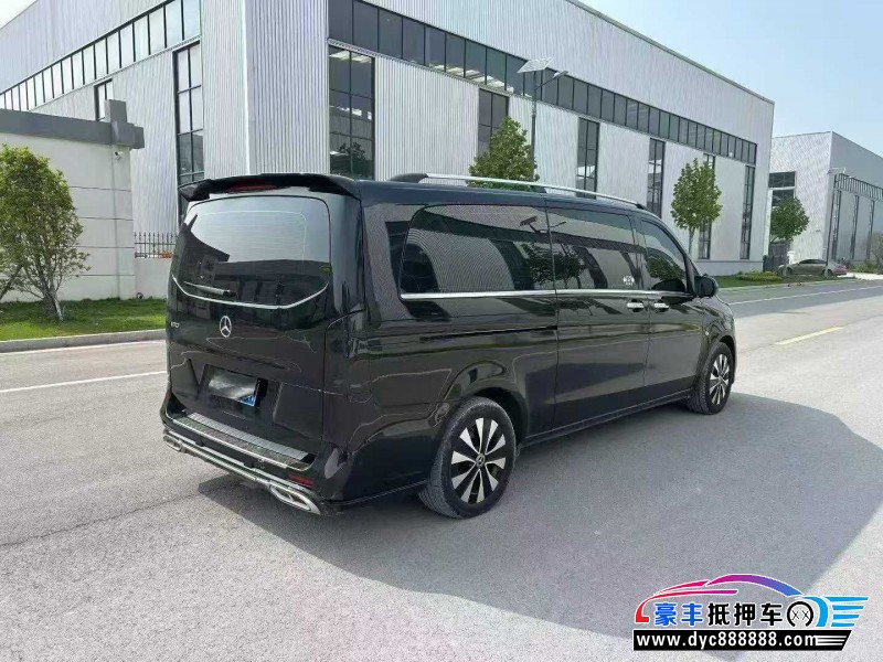 23年奔驰威霆轿车抵押车出售