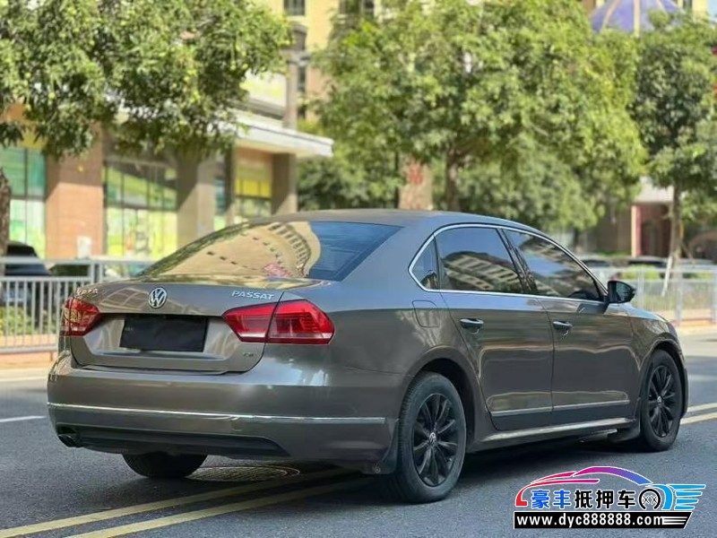 13年大众帕萨特轿车抵押车出售