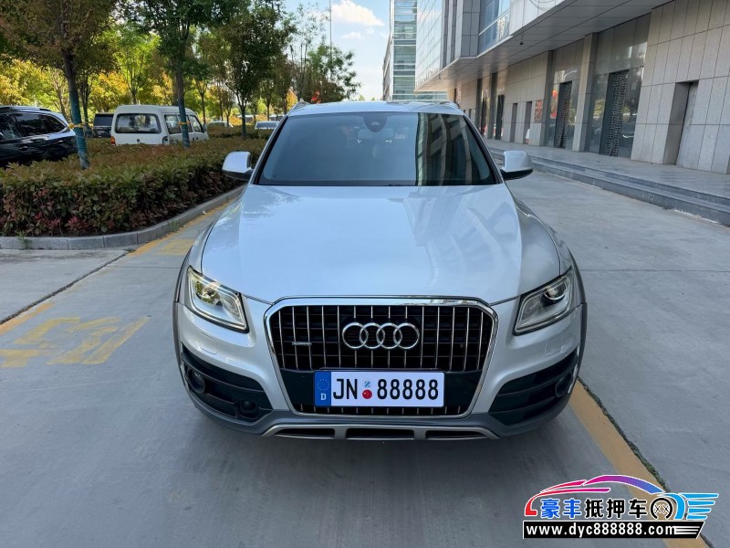 抵押车出售15年奥迪Q5轿车