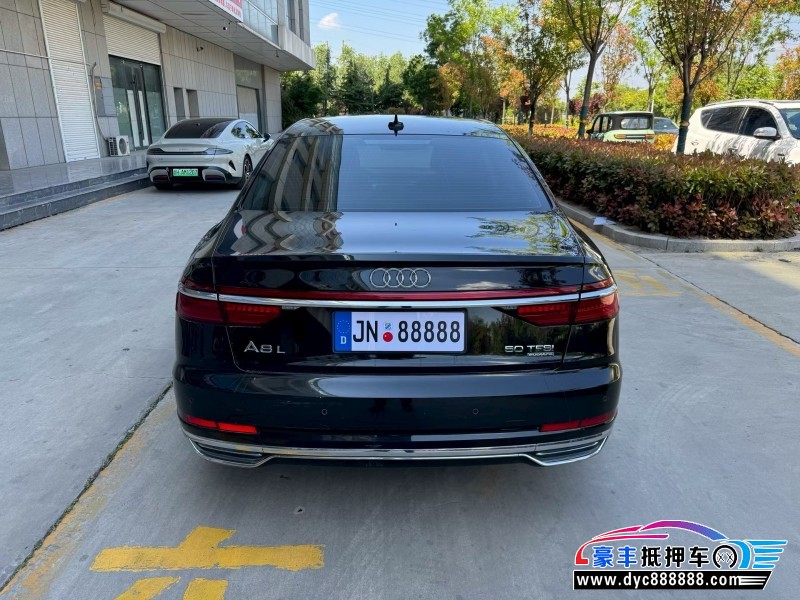 19年奥迪A8L轿车抵押车出售