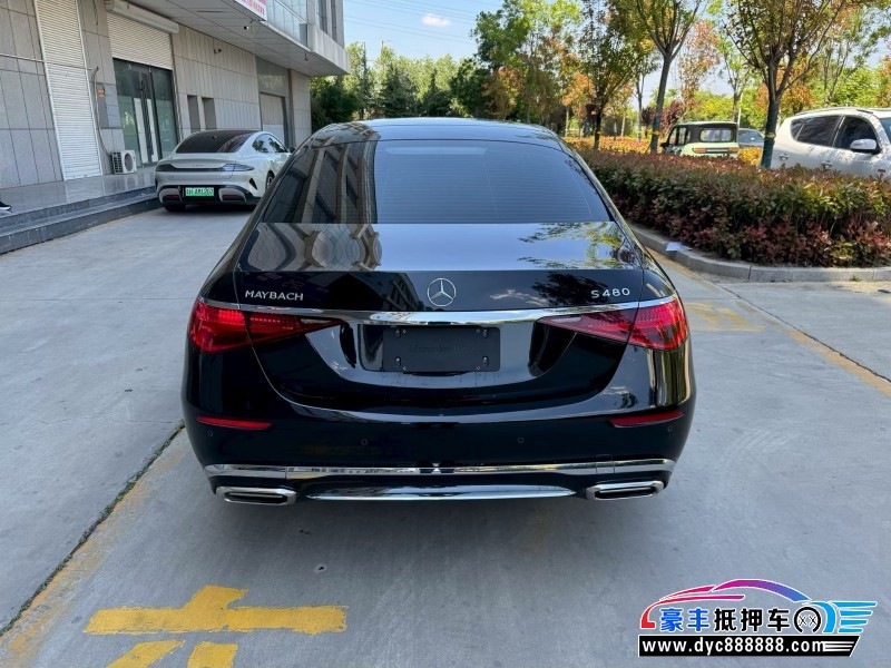 24年奔驰迈巴赫S级轿车抵押车出售