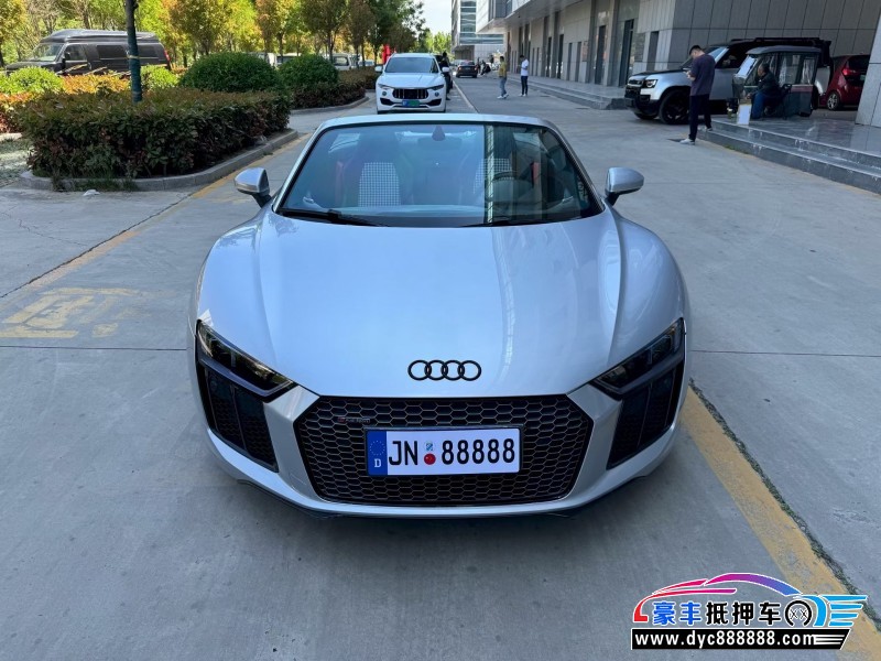 抵押车出售20年奥迪R8轿车
