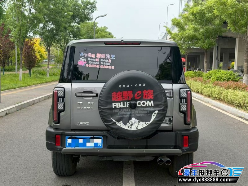 25年北京BJ40轿车抵押车出售