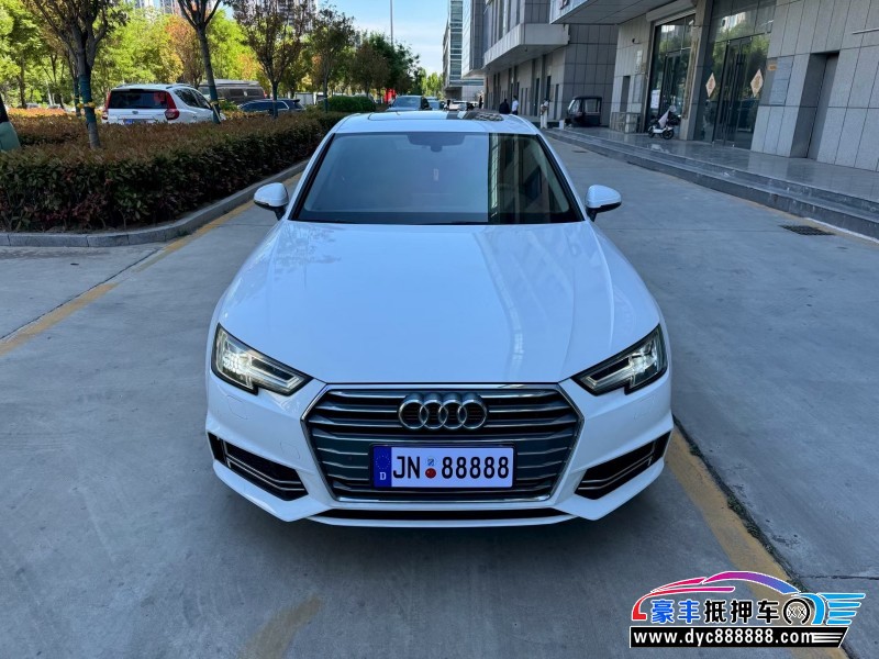 抵押车出售18年奥迪A4L轿车