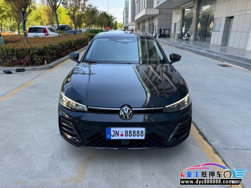 抵押车出售25年大众帕萨特轿车
