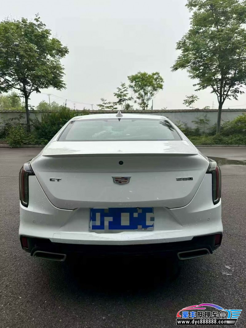 22年凯迪拉克CT4轿车抵押车出售