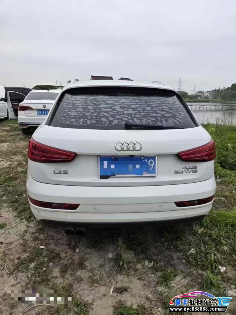 16年奥迪Q3轿车抵押车出售