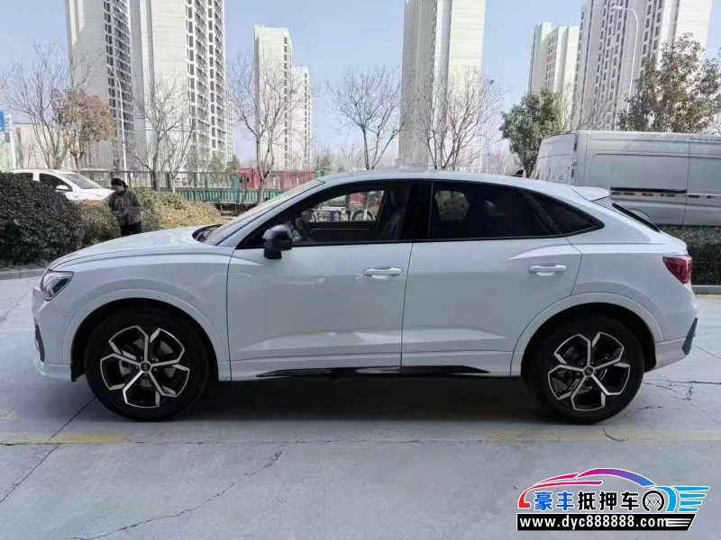 24年奥迪Q3轿车抵押车出售